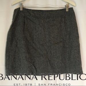 Banana Republic | Twead Mini Skirt | Size 10